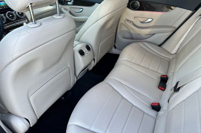 2022 Mercedes-Benz GLC GLC 300 2022 Mercedes-Benz GLC GLC 300