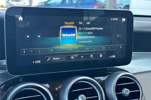 2022 Mercedes-Benz GLC GLC 300 2022 Mercedes-Benz GLC GLC 300