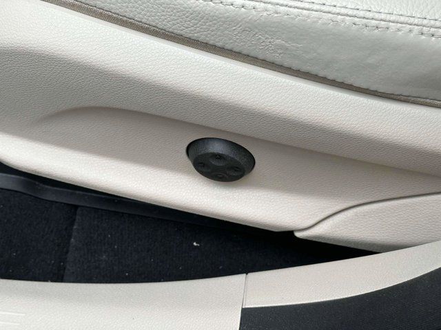 2022 Mercedes-Benz GLC GLC 300 2022 Mercedes-Benz GLC GLC 300