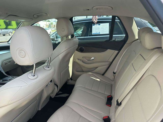 2022 Mercedes-Benz GLC GLC 300