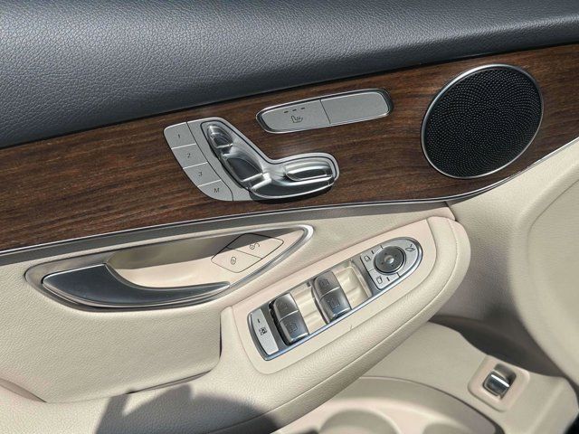 2022 Mercedes-Benz GLC GLC 300