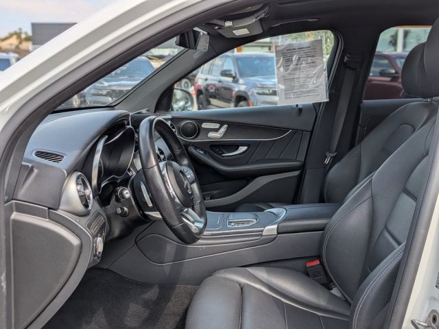 2022 Mercedes-Benz GLC GLC 300 2022 Mercedes-Benz GLC GLC 300