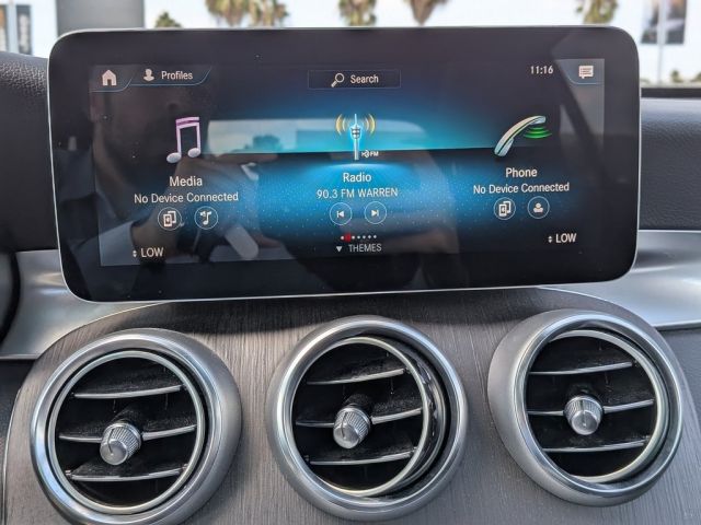 2022 Mercedes-Benz GLC GLC 300 2022 Mercedes-Benz GLC GLC 300