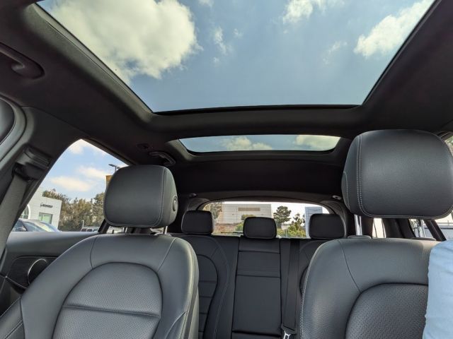 2022 Mercedes-Benz GLC GLC 300 2022 Mercedes-Benz GLC GLC 300