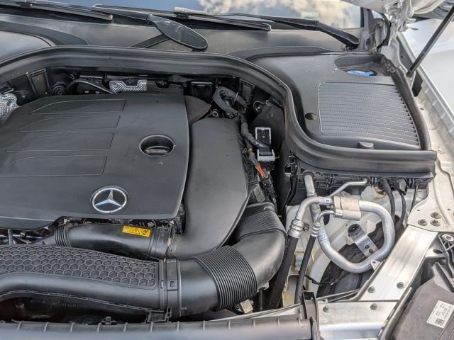 2022 Mercedes-Benz GLC GLC 300 2022 Mercedes-Benz GLC GLC 300