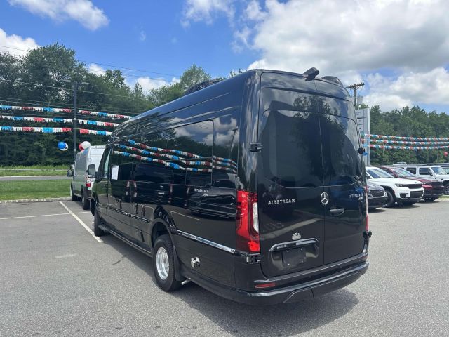 2022 Mercedes-Benz Sprinter Cargo Van 3500XD High Roof V6 170 Extended 4WD