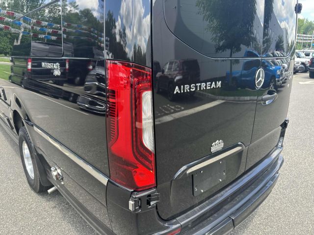 2022 Mercedes-Benz Sprinter Cargo Van 3500XD High Roof V6 170 Extended 4WD