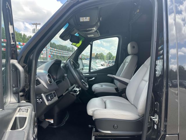 2022 Mercedes-Benz Sprinter Cargo Van 3500XD High Roof V6 170 Extended 4WD