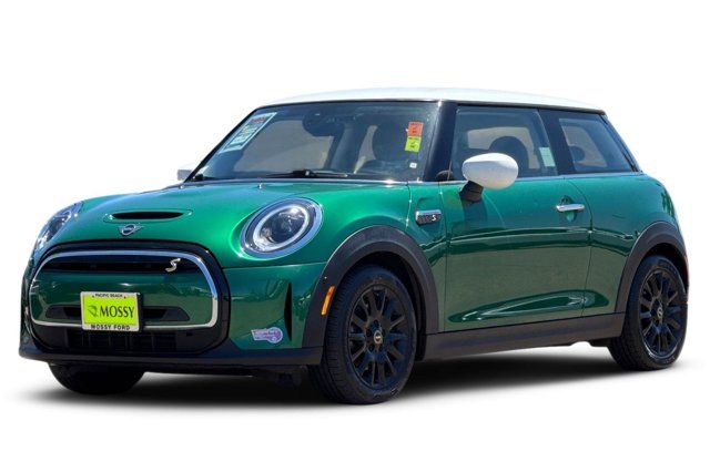 Used 2022 MINI Hardtop 2 Door SE with VIN WMW13DJ08N2R59026 for sale in Escondido, CA