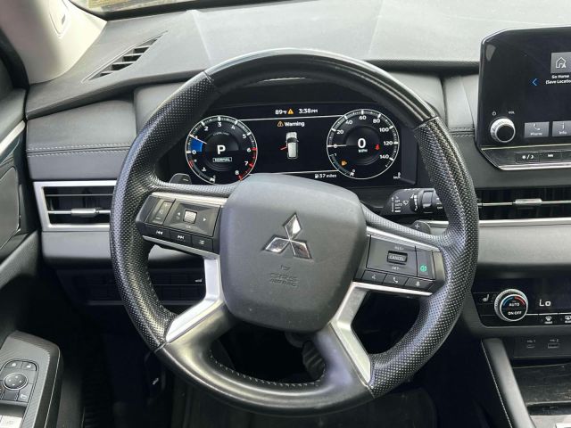 2022 Mitsubishi Outlander SE S-AWC *Ltd Avail*