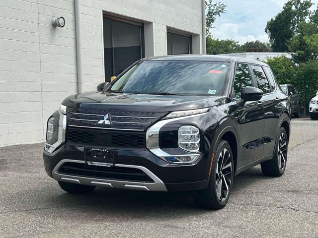2022 Mitsubishi Outlander SE S-AWC *Ltd Avail*