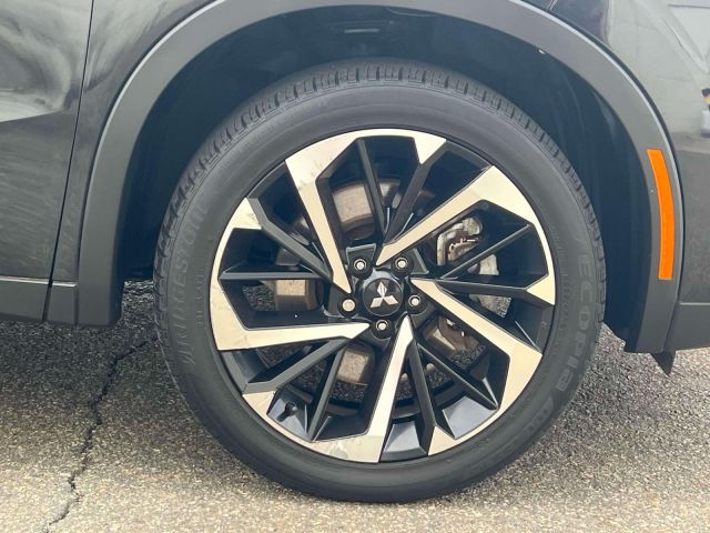 2022 Mitsubishi Outlander SE S-AWC *Ltd Avail*