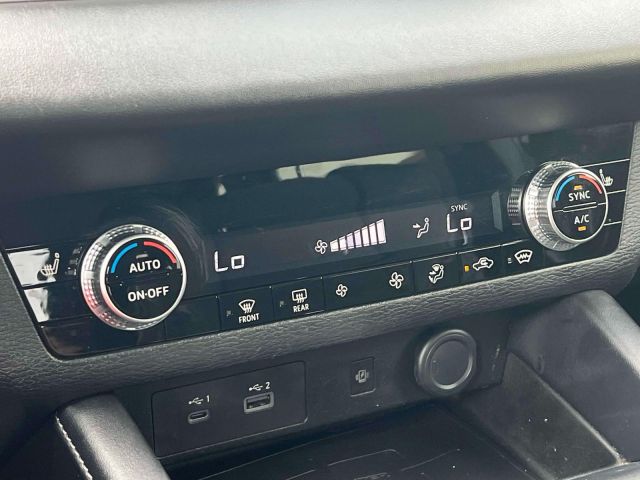 2022 Mitsubishi Outlander SE S-AWC *Ltd Avail*