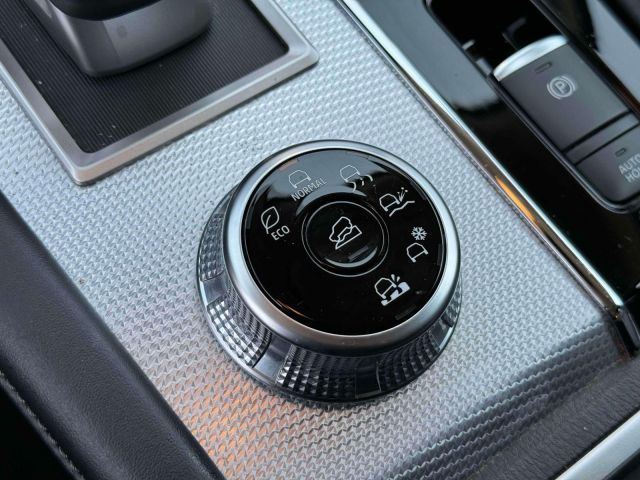 2022 Mitsubishi Outlander SEL Launch Edition S-AWC