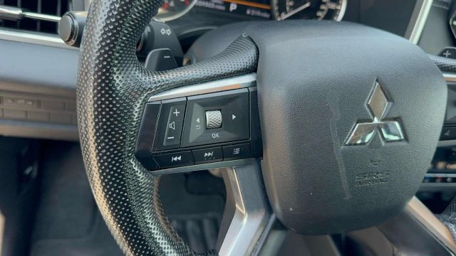 2022 Mitsubishi Outlander SEL Launch Edition S-AWC