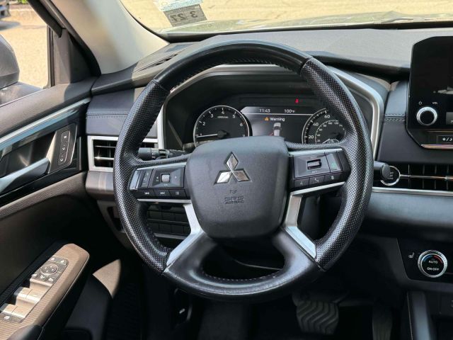 2022 Mitsubishi Outlander SEL Launch Edition S-AWC