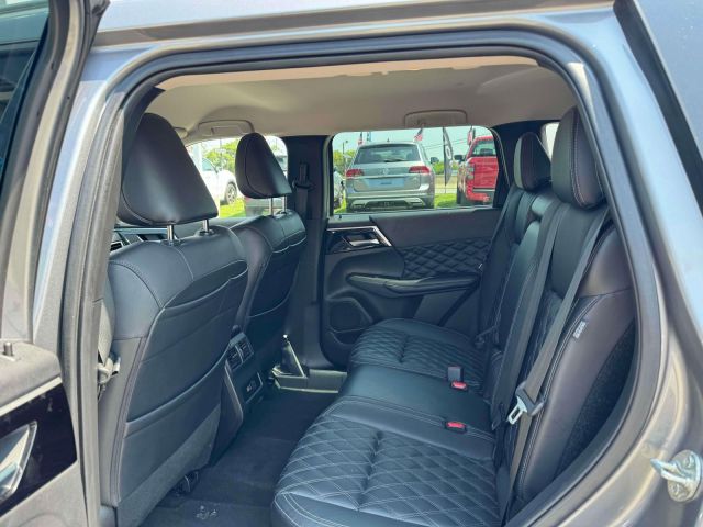 2022 Mitsubishi Outlander SEL Launch Edition S-AWC
