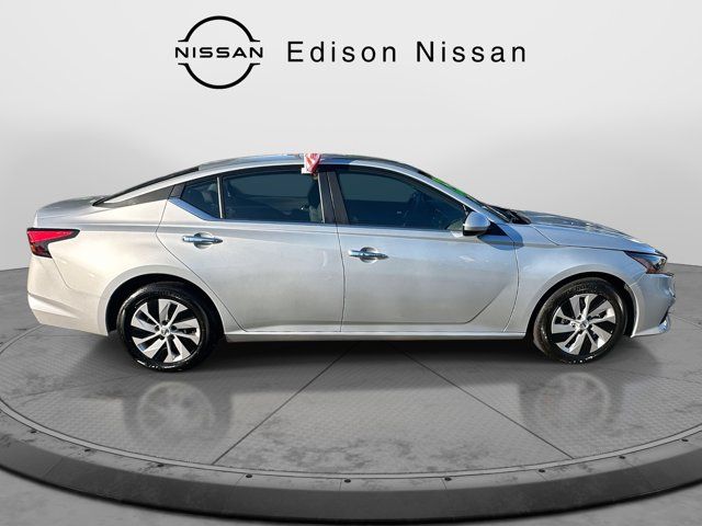 2022 Nissan Altima 2.5 S