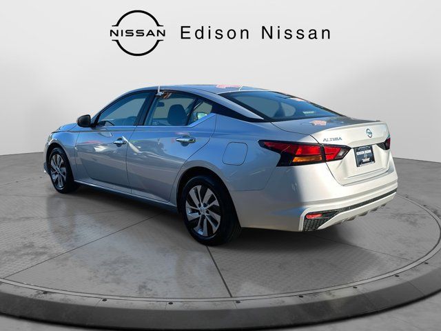 2022 Nissan Altima 2.5 S