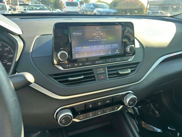 2022 Nissan Altima 2.5 S