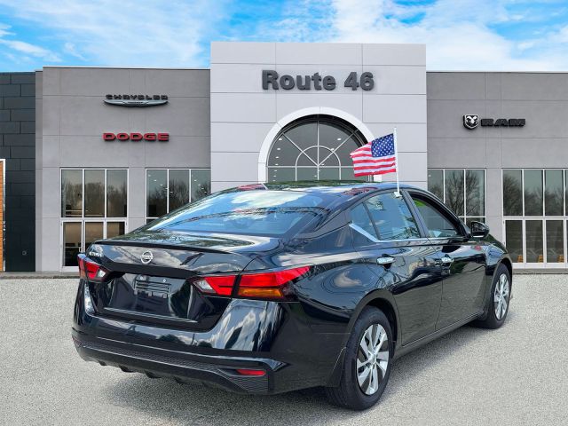 2022 Nissan Altima 2.5 S Sedan