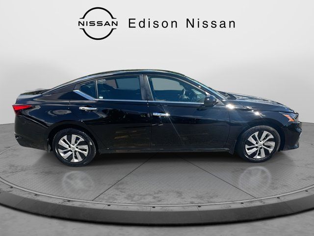 2022 Nissan Altima 2.5 S