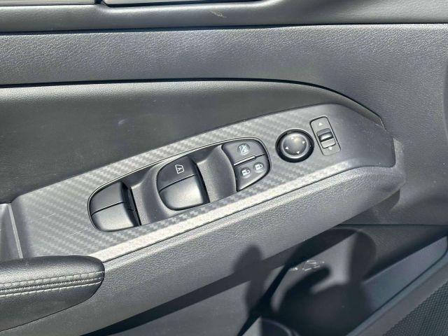 2022 Nissan Altima 2.5 SV Sedan