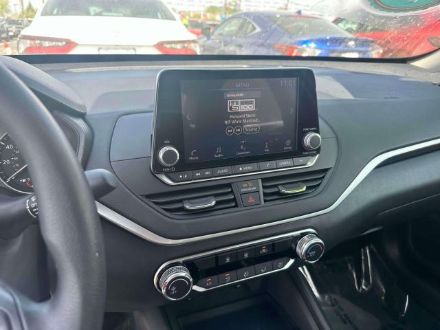 2022 Nissan Altima 2.5 SV Sedan