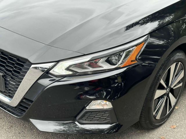 2022 Nissan Altima 2.5 SV Sedan