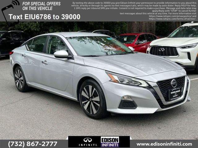2022 Nissan Altima 2.5 SV Sedan