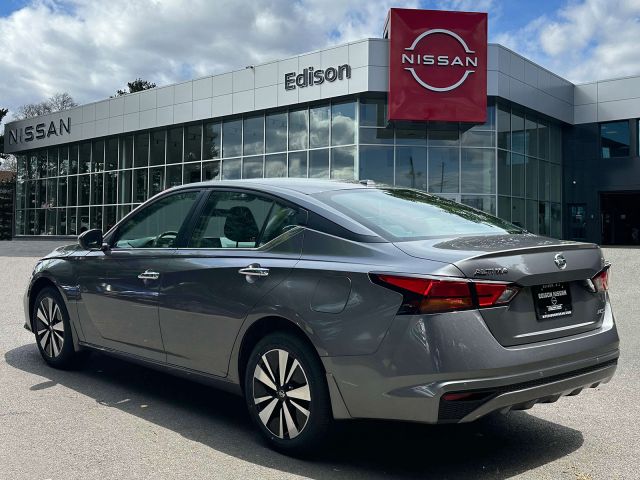 2022 Nissan Altima 2.5 SV AWD Sedan