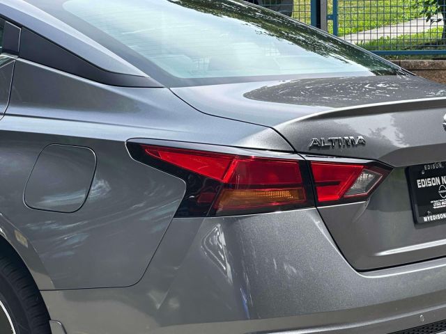 2022 Nissan Altima 2.5 SV AWD Sedan