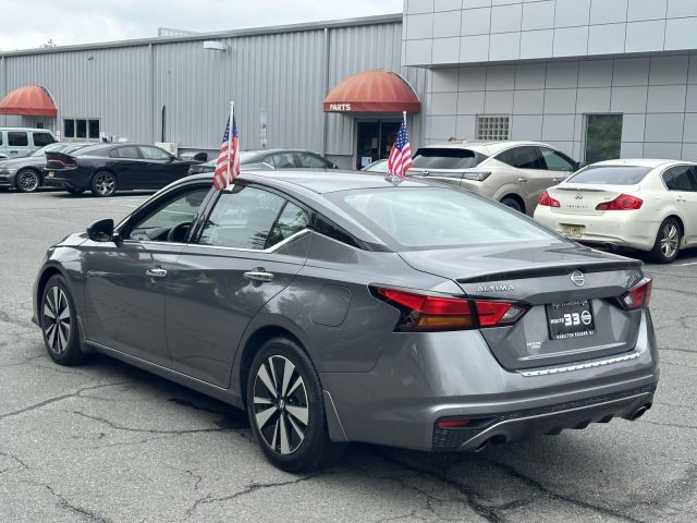 2022 Nissan Altima 2.5 SL Sedan