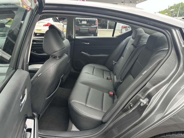 2022 Nissan Altima 2.5 SL Sedan