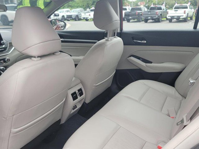 2022 Nissan Altima 2.5 SL