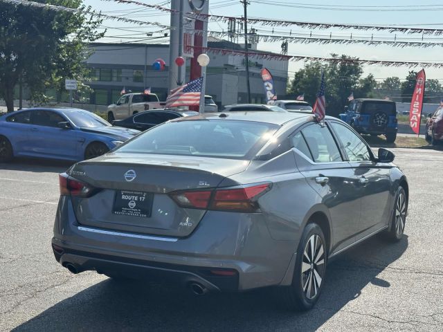 2022 Nissan Altima 2.5 SL AWD Sedan