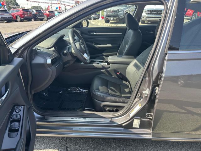 2022 Nissan Altima 2.5 SL AWD Sedan