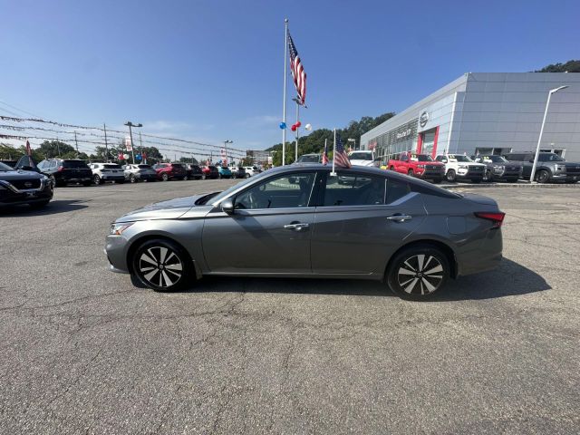 2022 Nissan Altima 2.5 SL AWD Sedan