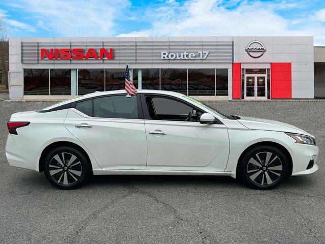 2022 Nissan Altima 2.5 SL