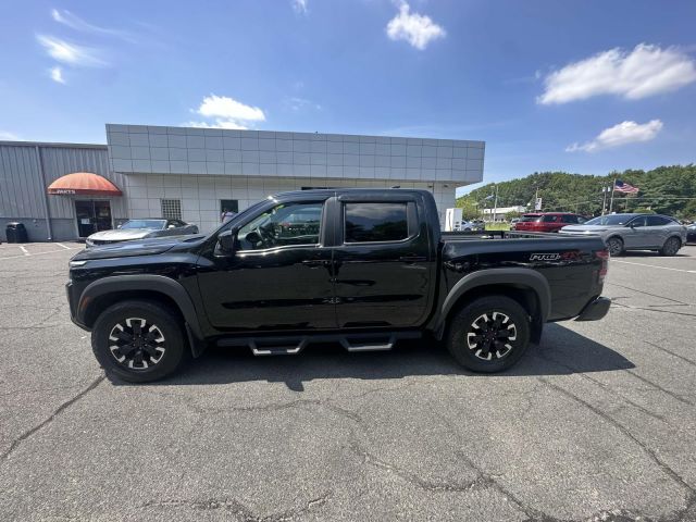 2022 Nissan Frontier Crew Cab 4x4 PRO-4X Auto