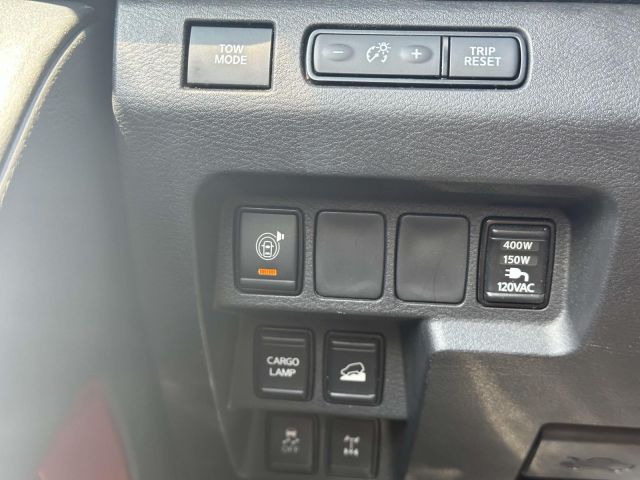 2022 Nissan Frontier Crew Cab 4x4 PRO-4X Auto