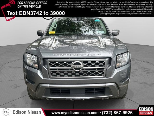 2022 Nissan Frontier SV