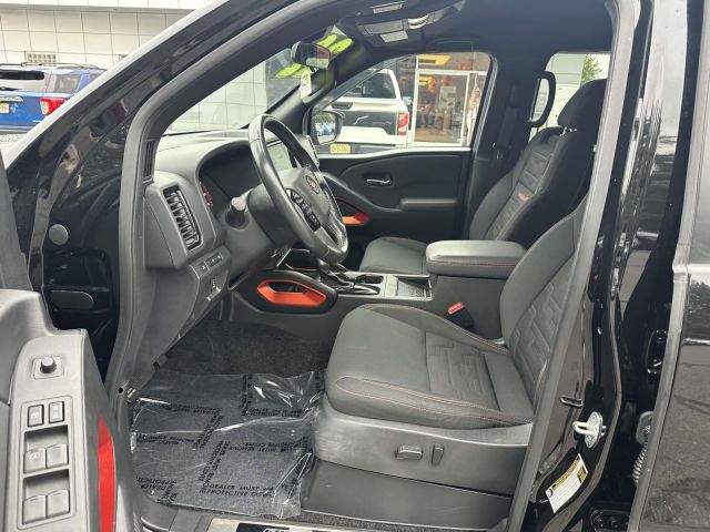 2022 Nissan Frontier Crew Cab 4x4 PRO-4X Auto