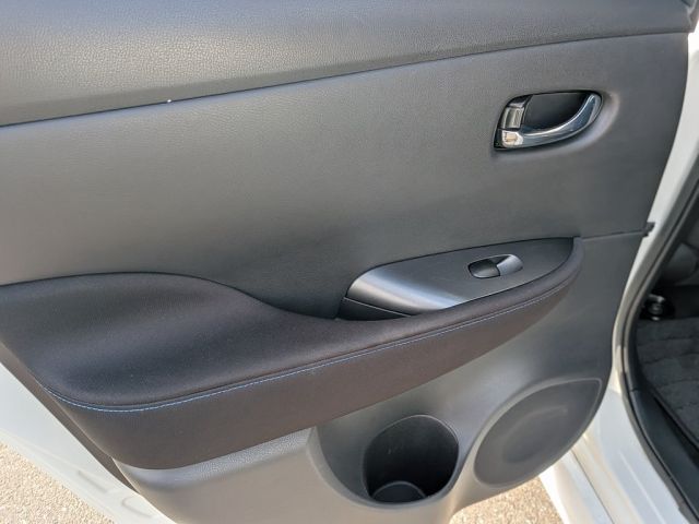 2022 Nissan Leaf S Plus