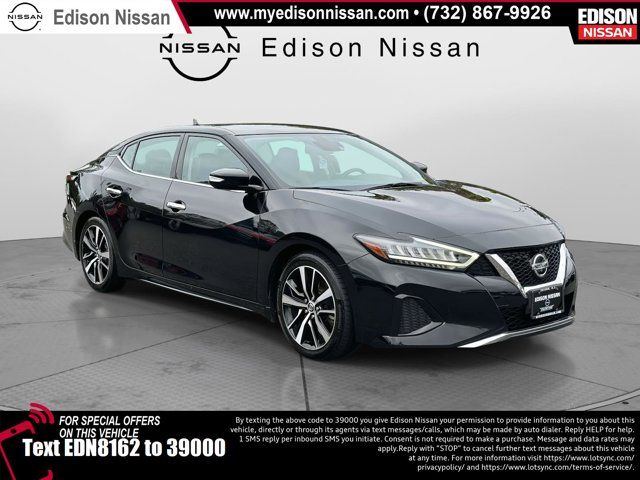 2022 Nissan Maxima SV
