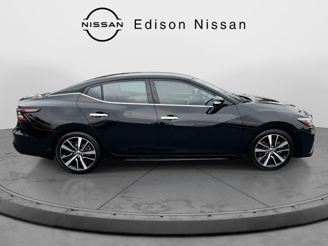 2022 Nissan Maxima SV