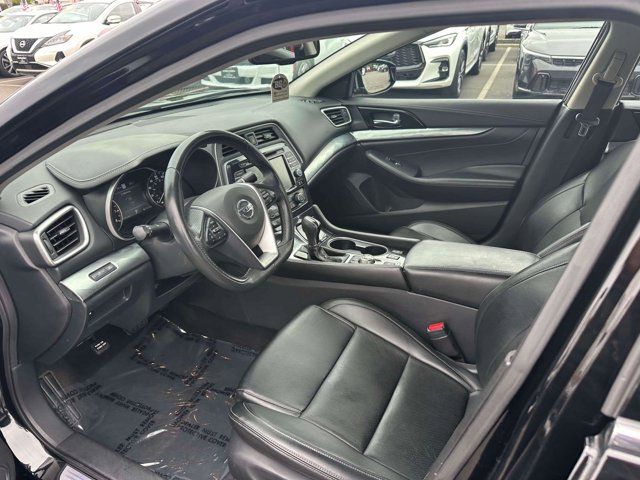 2022 Nissan Maxima SV