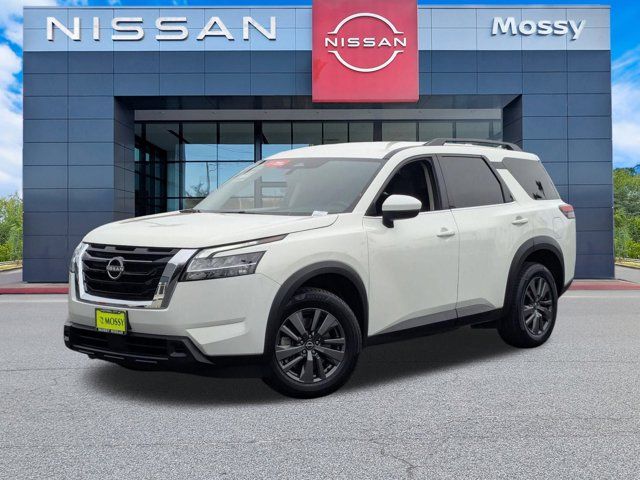 2022 Nissan Pathfinder SV 2022 Nissan Pathfinder SV