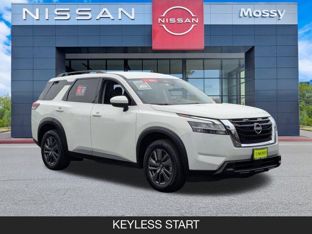 2022 Nissan Pathfinder SV 2022 Nissan Pathfinder SV