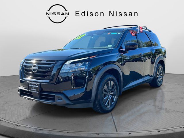2022 Nissan Pathfinder SV 2022 Nissan Pathfinder SV